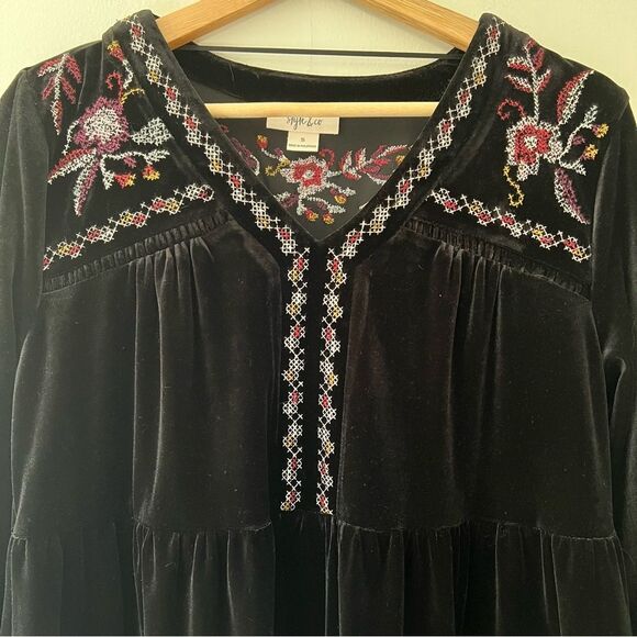 NWT Velvet Embroidered Peasant Tunic Top Folk Fairy Grunge Size iSmall - Picture 3 of 9